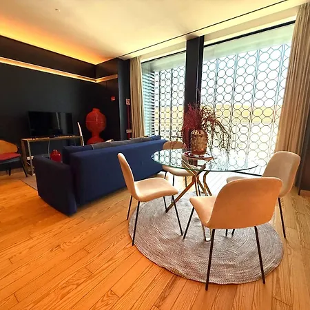 House Apartment *