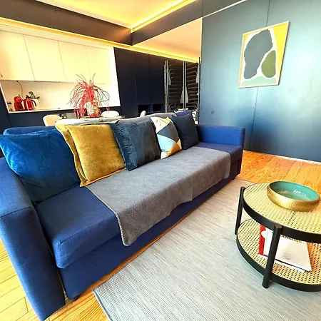 Apartment House *