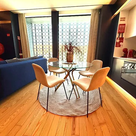 House * كاسكايس